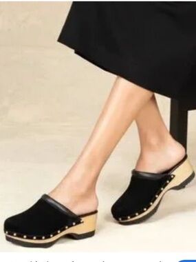 M. Gemi The Greta Suede Clogs Teal Size 8